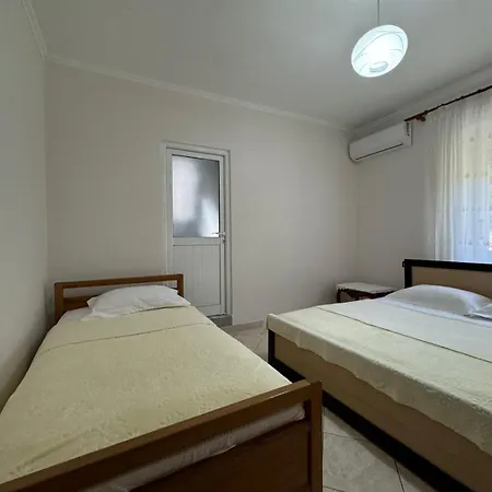 Alloggio in famiglia Isaraj Gjirokastër