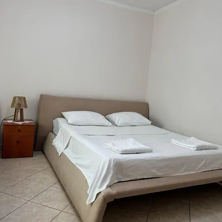 Isaraj * Gjirokastër