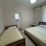 Isaraj * Gjirokastër