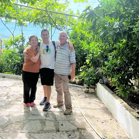 Isaraj Séjour chez l'habitant Gjirokastër